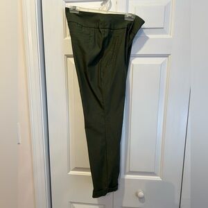 Jules and Leopold Women’s Pants- Straight Leg, Ankle Length in Olive. Sz M, NWT